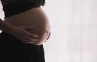 Может ли после зачатия тянуть и болеть живот Легкое потягивание внизу живота при беременности на ранних сроках